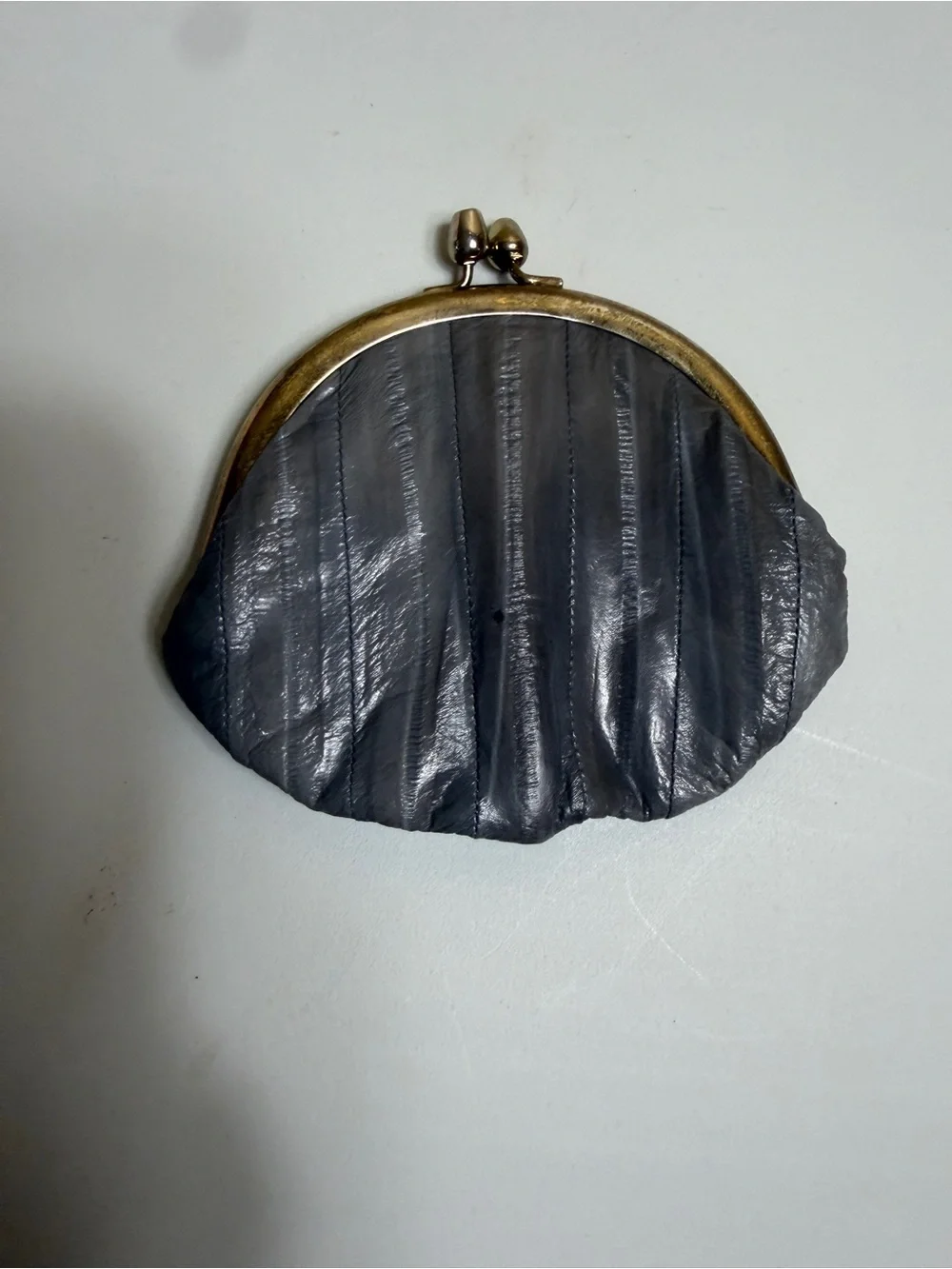 Vintage Grey Eelskin Kiss-Lock Coin Purse – Made in Korea